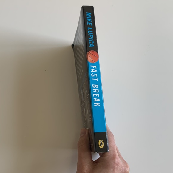 Fast Break by Mike Lupica - Picture 3 of 4